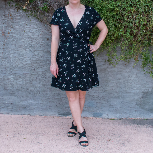 h&m wrap dress black